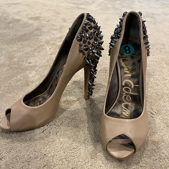 🚨3 for $15🚨 SAM EDELMAN spiky nude peep toe heels - Picture 1 of 7
